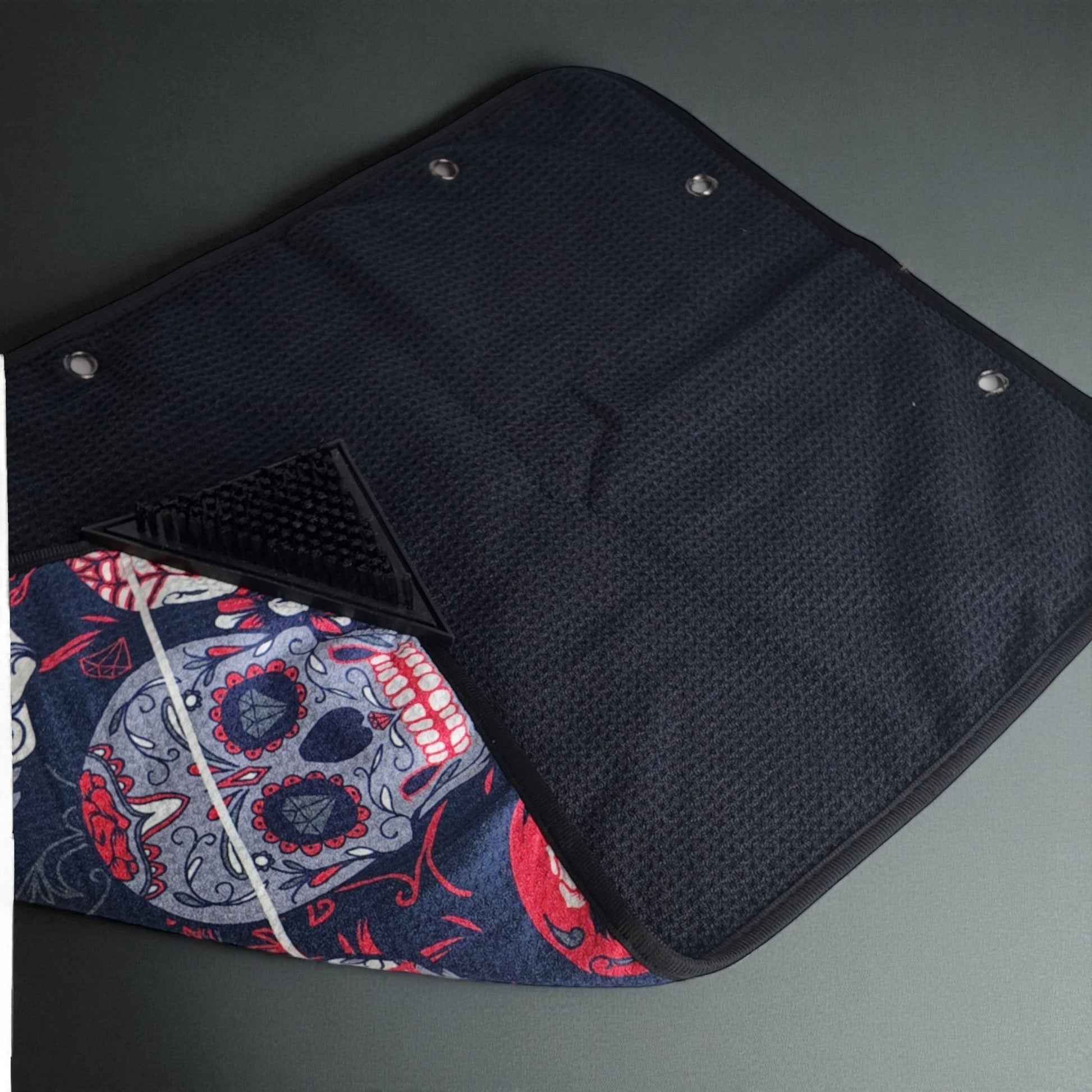HARG Microfibre Golf Towel - Red Sugar Skulls - HARG Golf