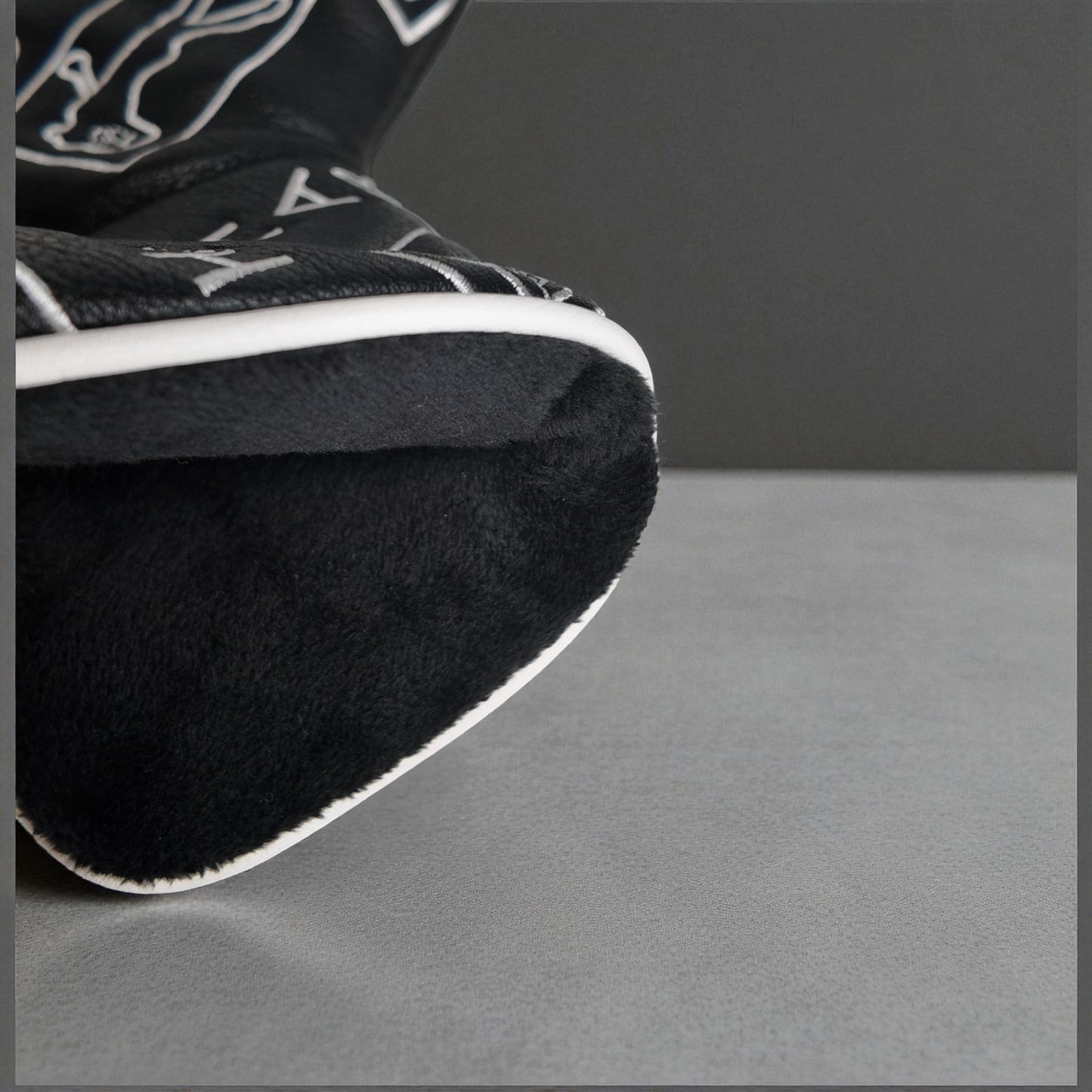 Premium Blade Putter Headcover - Black - HARG Golf